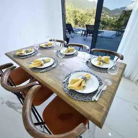 Mi Kasa Villa
