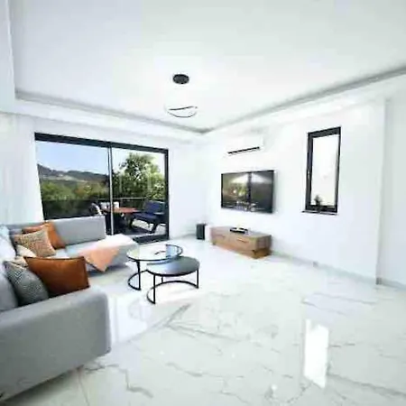 Mi Kasa Villa