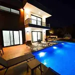 Mi Kasa * كاس